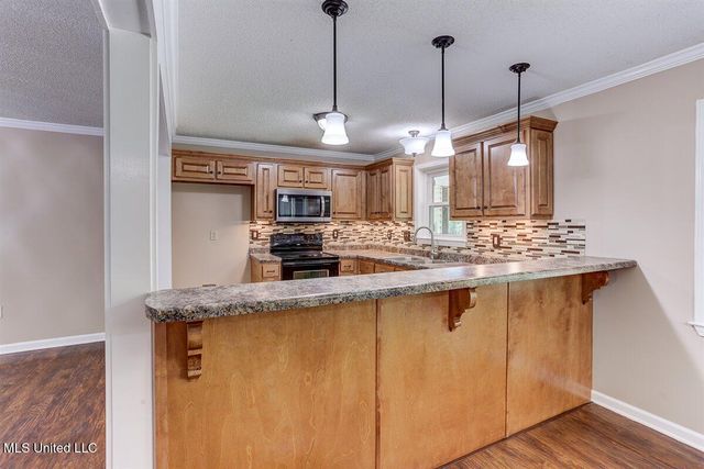3500 Pigeon Roost Road, Byhalia, MS 38611