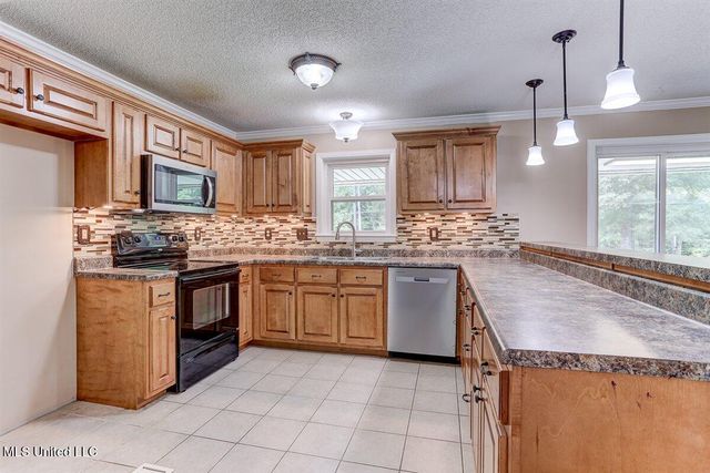 3500 Pigeon Roost Road, Byhalia, MS 38611