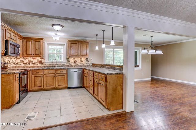 3500 Pigeon Roost Road, Byhalia, MS 38611