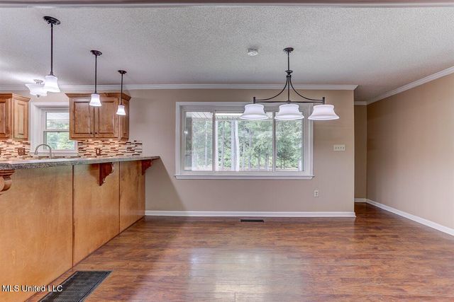 3500 Pigeon Roost Road, Byhalia, MS 38611