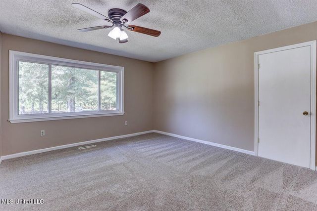 3500 Pigeon Roost Road, Byhalia, MS 38611