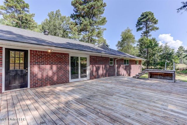 3500 Pigeon Roost Road, Byhalia, MS 38611