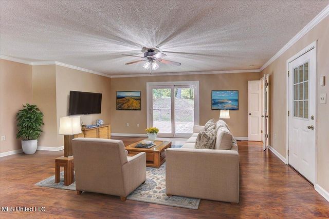 3500 Pigeon Roost Road, Byhalia, MS 38611