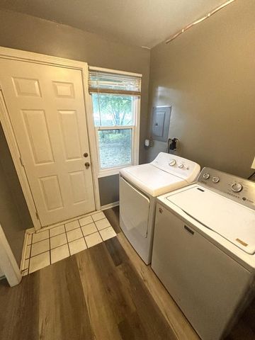 5657 N 58th STREET, Milwaukee, WI 53218