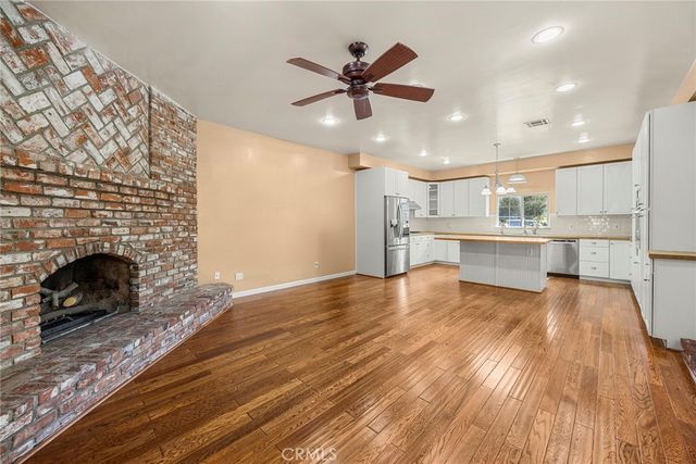 1001 Vernon Street, La Habra, CA 90631