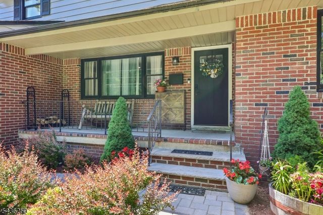 5 N Rose Ln, Mount Olive Twp., NJ 07828