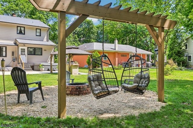 5 N Rose Ln, Mount Olive Twp., NJ 07828