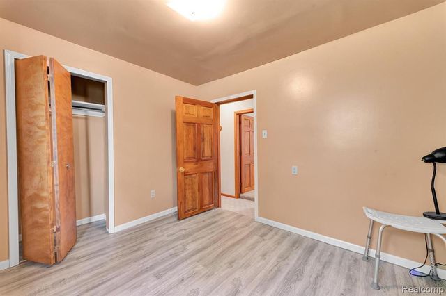 429 Edgewater, Algonac, MI 48001