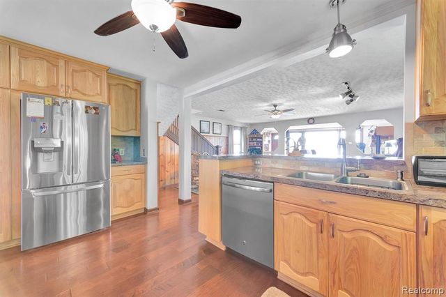 429 Edgewater, Algonac, MI 48001