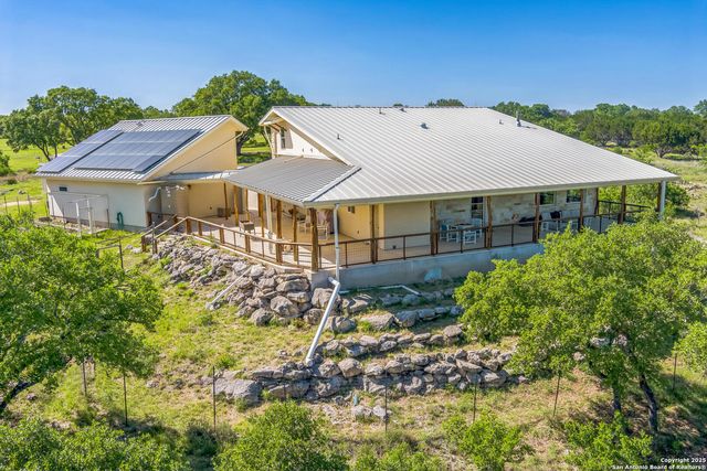 3263 Palomino Springs, Bandera, TX 78003