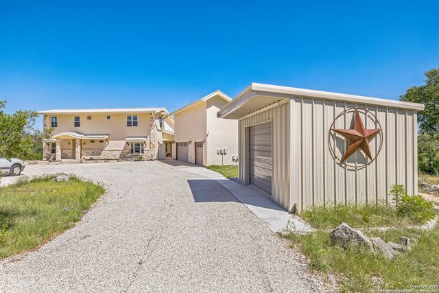 3263 Palomino Springs, Bandera, TX 78003