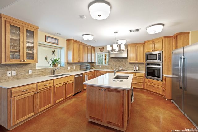 3263 Palomino Springs, Bandera, TX 78003