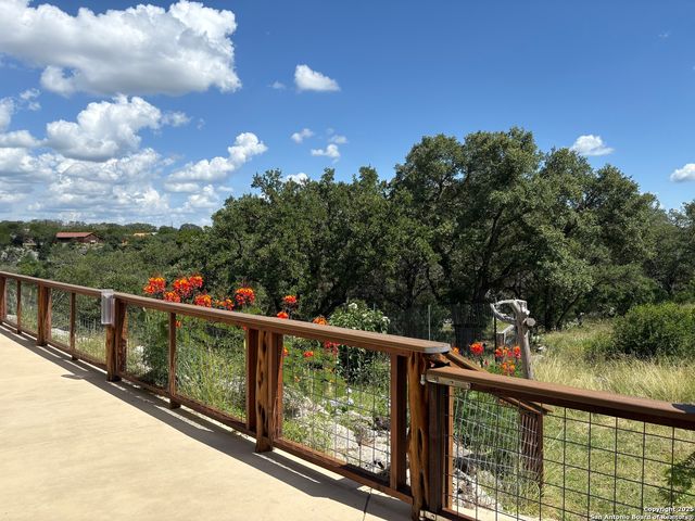 3263 Palomino Springs, Bandera, TX 78003