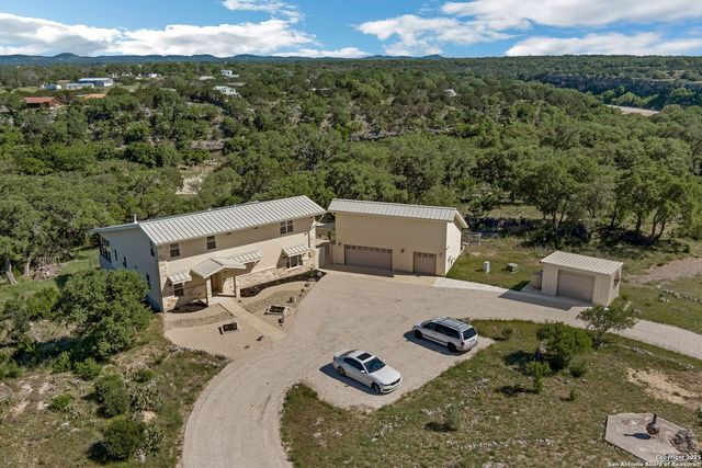 3263 Palomino Springs, Bandera, TX 78003