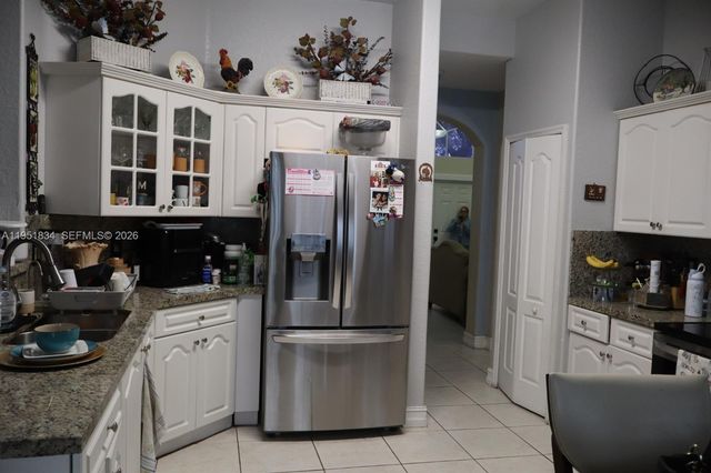 16750 NW 78th Ave, Miami Lakes, FL 33016