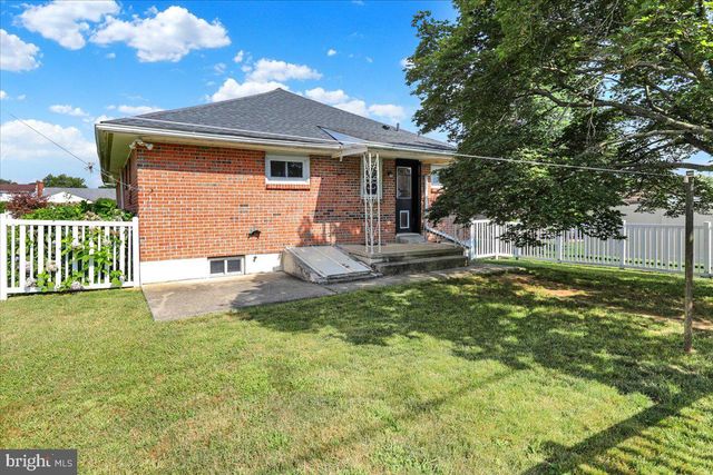 1621 BRADFORD AVE, Reading, PA 19607