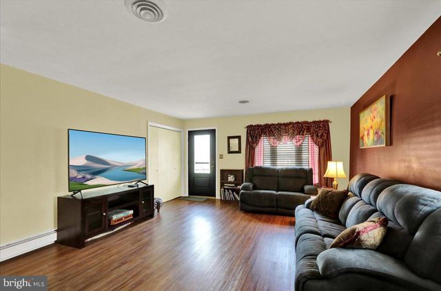 1621 BRADFORD AVE, Reading, PA 19607