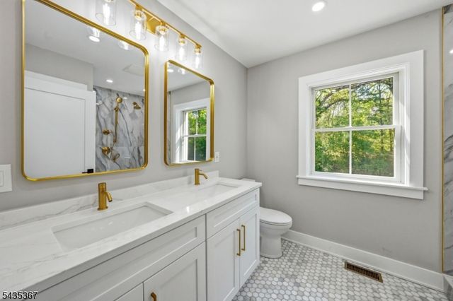 1525 Route 179, West Amwell Twp., NJ 08530