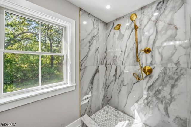 1525 Route 179, West Amwell Twp., NJ 08530