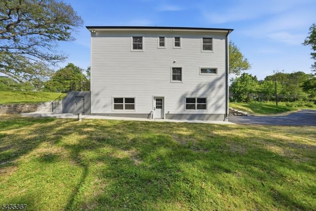 1525 Route 179, West Amwell Twp., NJ 08530