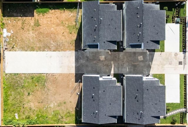 1116 Hogan Street, Houston, TX 77009