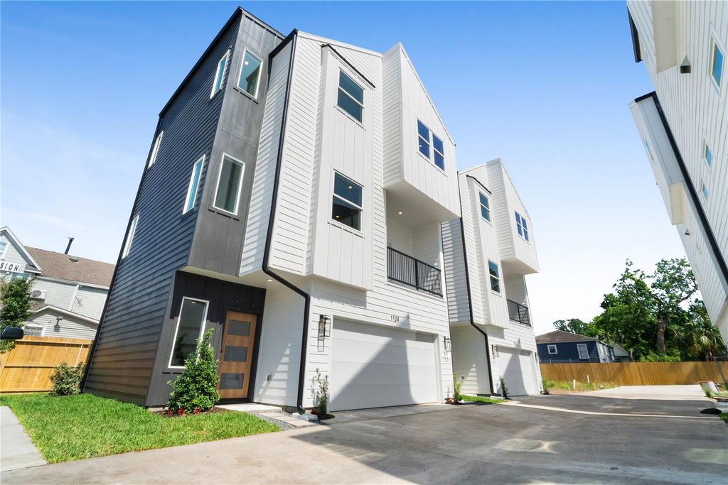 1116 Hogan Street, Houston, TX 77009