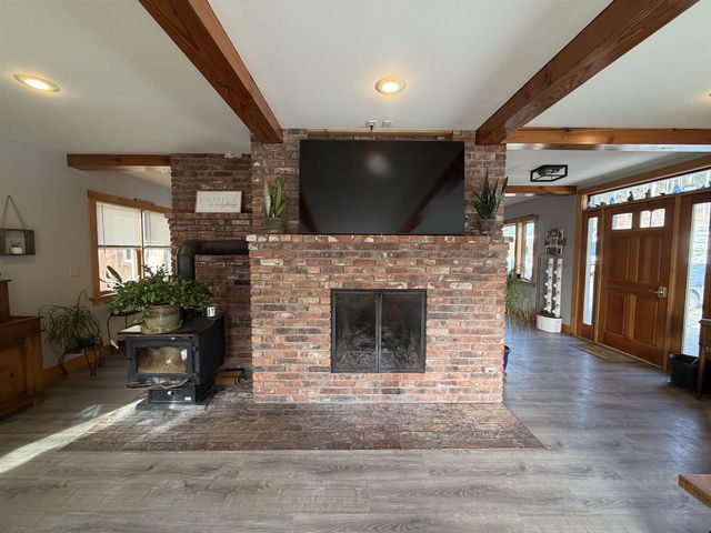 299 Sunset Lake Road, Brattleboro, VT 05301