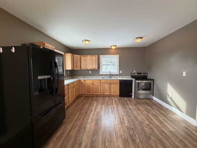 299 Sunset Lake Road, Brattleboro, VT 05301