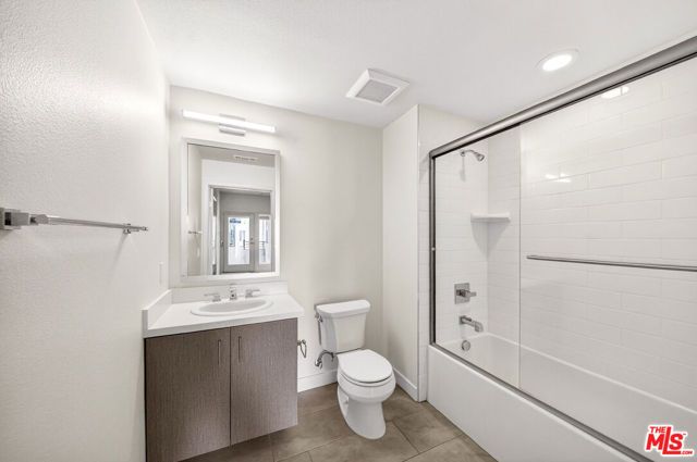 436 W VIRGIL 313, Los Angeles, CA 90020