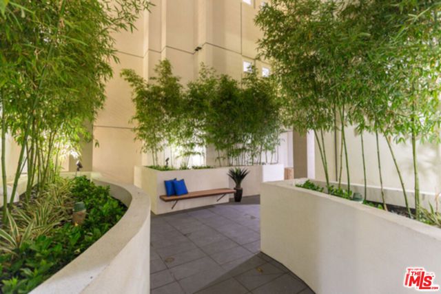 436 W VIRGIL 313, Los Angeles, CA 90020