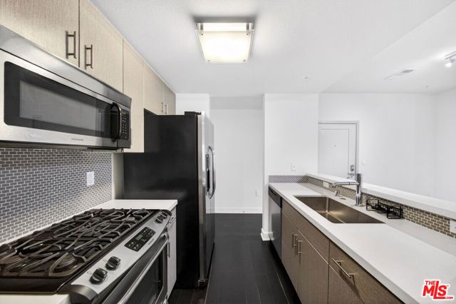 436 W VIRGIL 313, Los Angeles, CA 90020