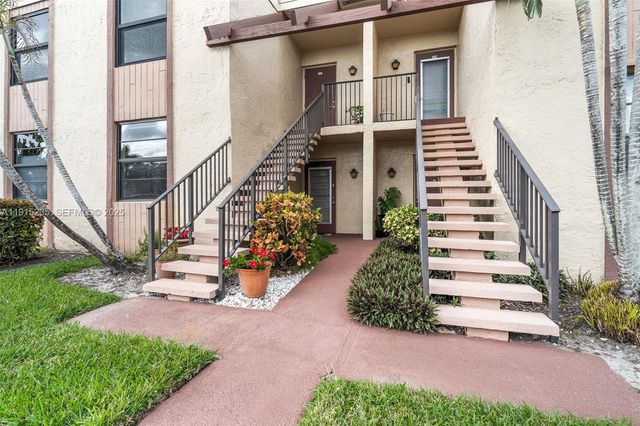 7365 NW 18th St 107, Margate, FL 33063