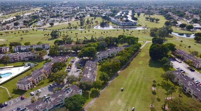 7365 NW 18th St 107, Margate, FL 33063