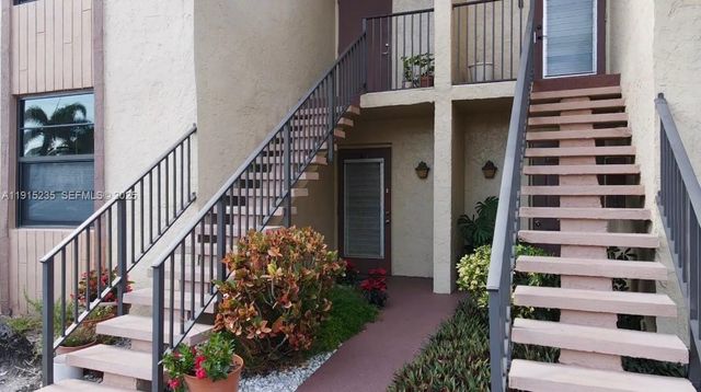 7365 NW 18th St 107, Margate, FL 33063