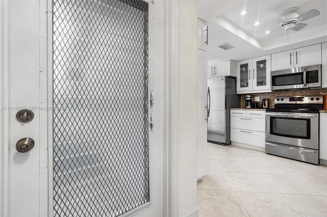 7365 NW 18th St 107, Margate, FL 33063