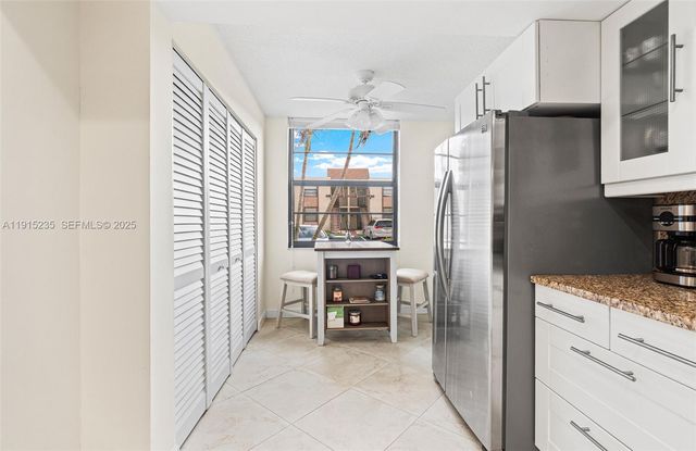 7365 NW 18th St 107, Margate, FL 33063