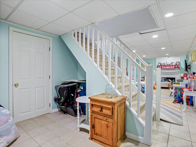 11 Old Field Road, Norwalk, CT 06853