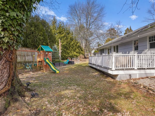 11 Old Field Road, Norwalk, CT 06853