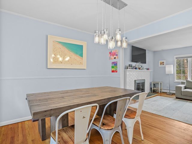 11 Old Field Road, Norwalk, CT 06853