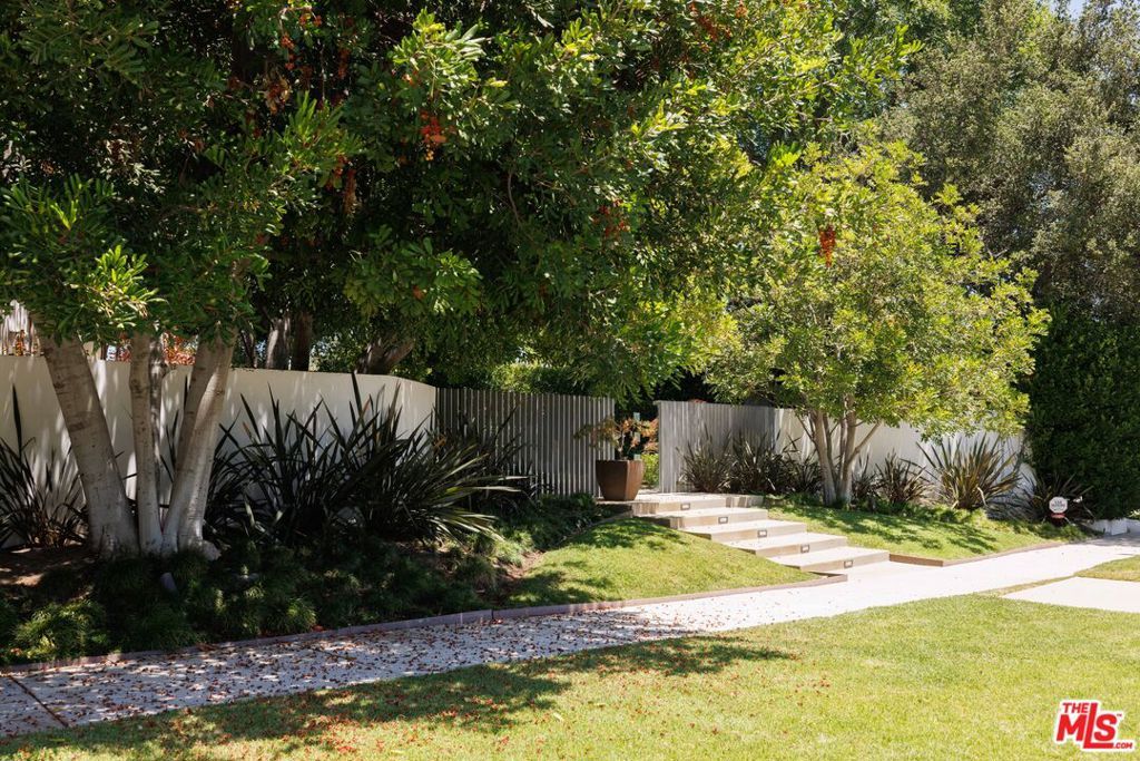 880 Canterbury Road, San Marino, CA 91108 — photo 2
