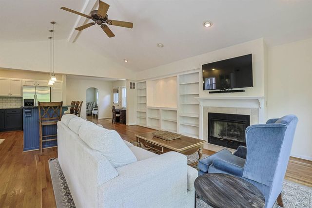1067 Lawton Road, Park Hills, KY 41011