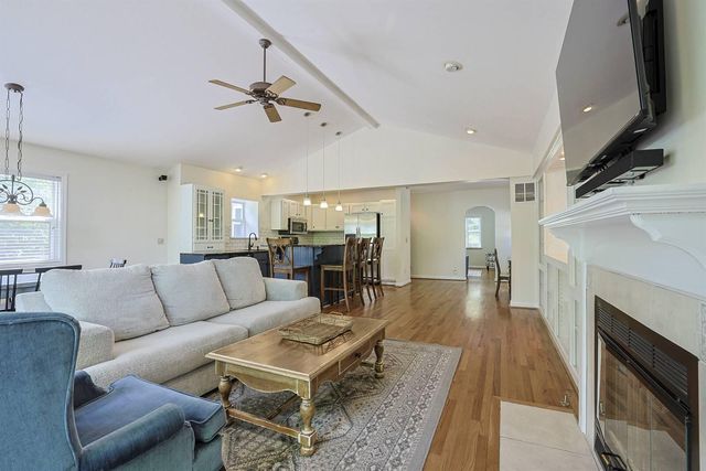 1067 Lawton Road, Park Hills, KY 41011