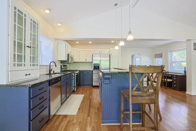 1067 Lawton Road, Park Hills, KY 41011