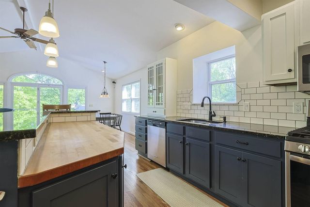 1067 Lawton Road, Park Hills, KY 41011