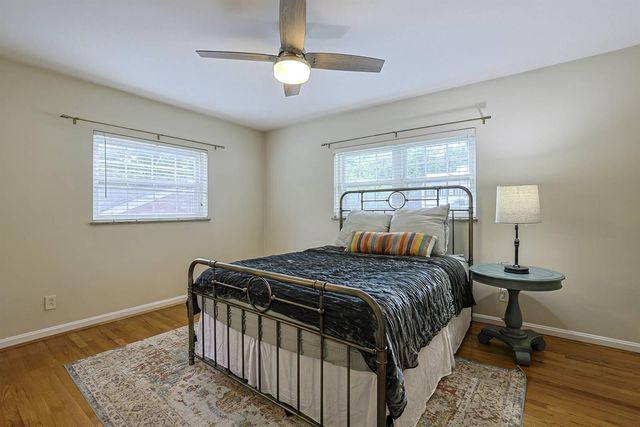 1067 Lawton Road, Park Hills, KY 41011