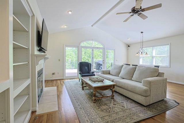 1067 Lawton Road, Park Hills, KY 41011