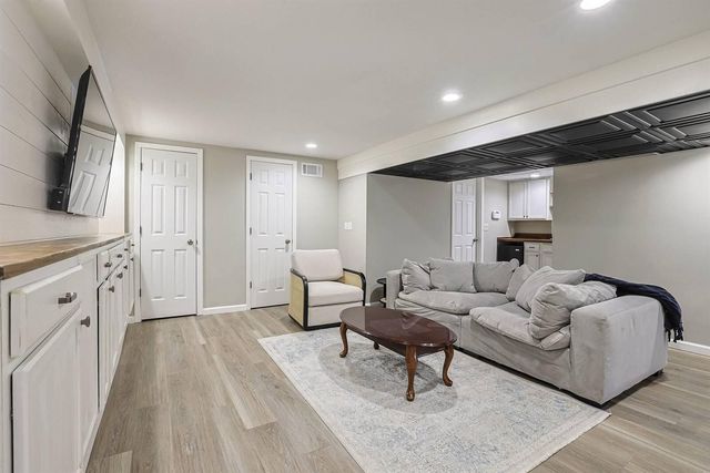 1067 Lawton Road, Park Hills, KY 41011