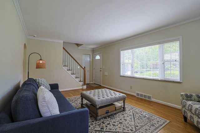 1067 Lawton Road, Park Hills, KY 41011