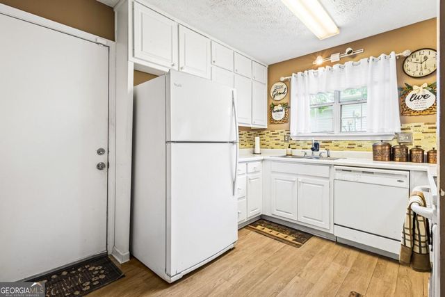 1241 Larkwood Drive, Jonesboro, GA 30238
