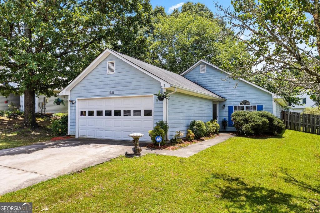 1241 Larkwood Drive, Jonesboro, GA 30238